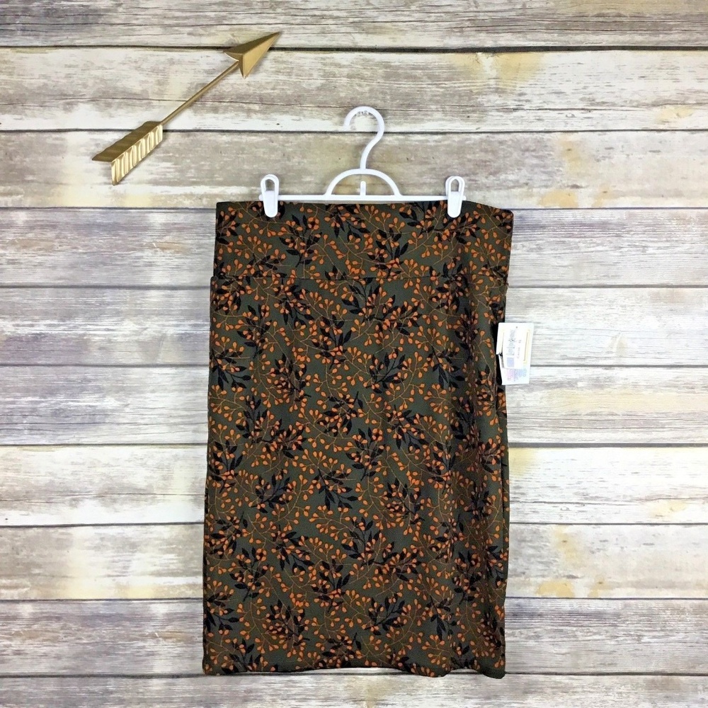 Lularoe Cassie Brown & Orange Leaf Skirt NWT XL